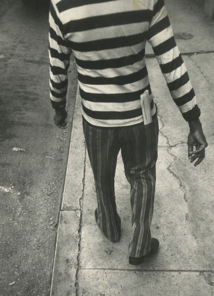 Leon Levinstein, New Orleans (man in striped shirt), 1977