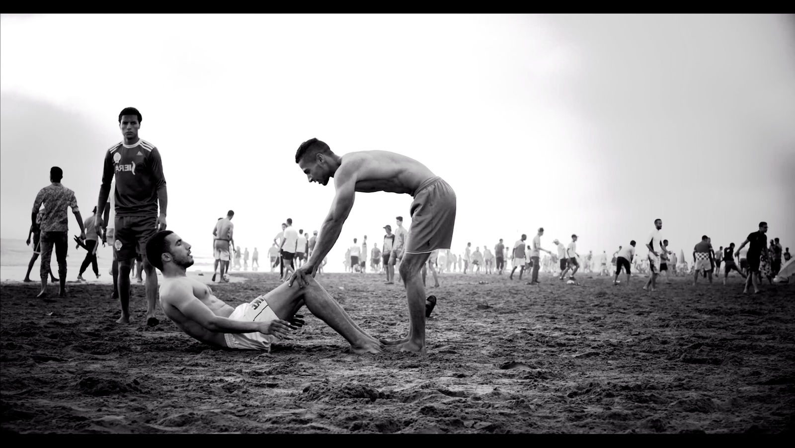 Zoulikha Bouabdellah, Les hommes de la plage, 2016