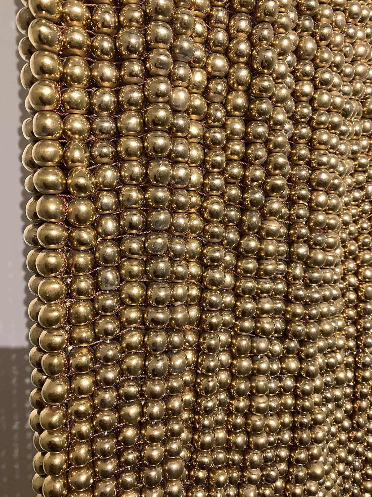 Xawery Wolski, Vestido de Oro I (Gold Dress I), 2015