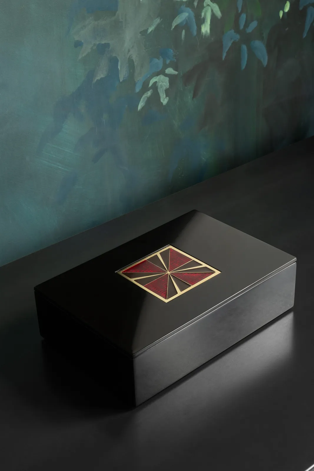 Giovanna Ferrero Ventimiglia, Laquered Cloisonné Box