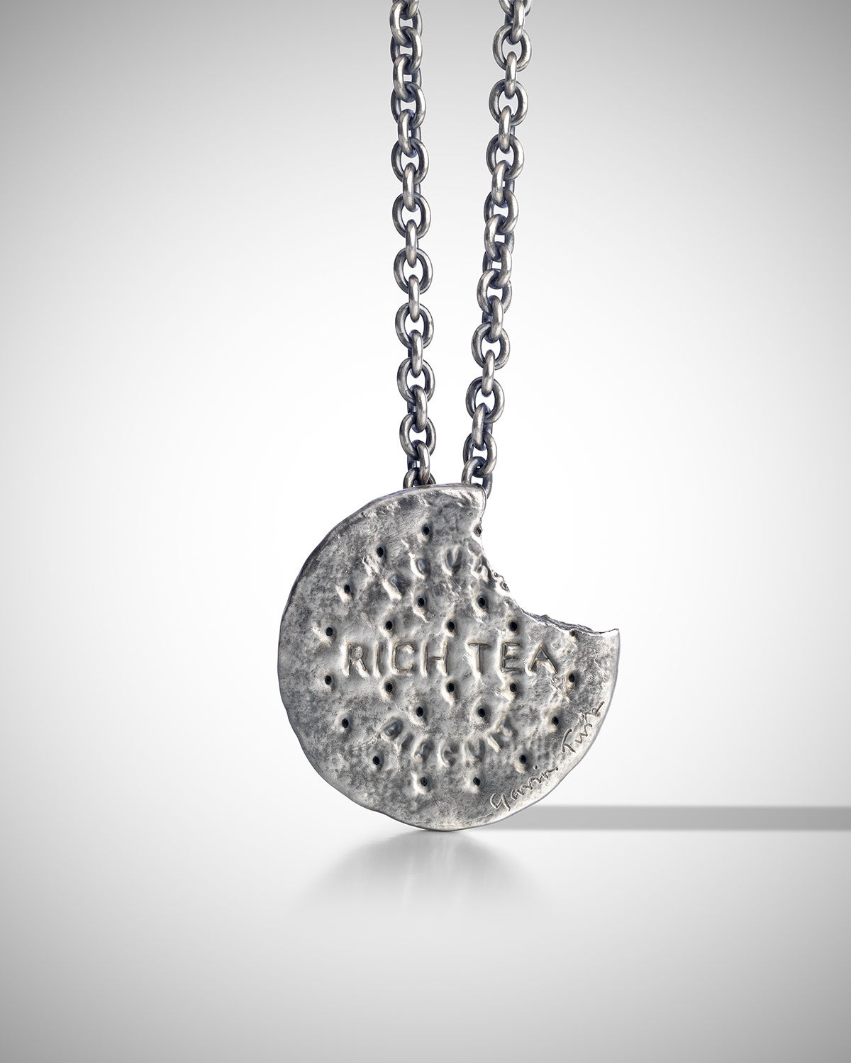 Gavin Turk, Ceremonial Biscuit, Large Pendant, 2014