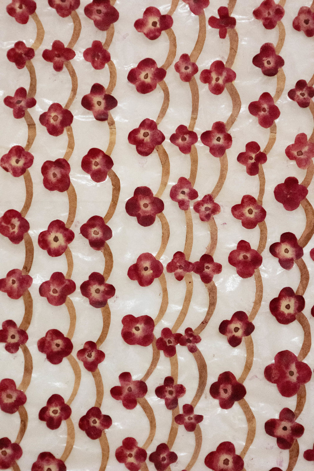 Fumi Imamura, One flower (weeping red flower) (花ひとつ (枝垂れの 赤い花), 2025