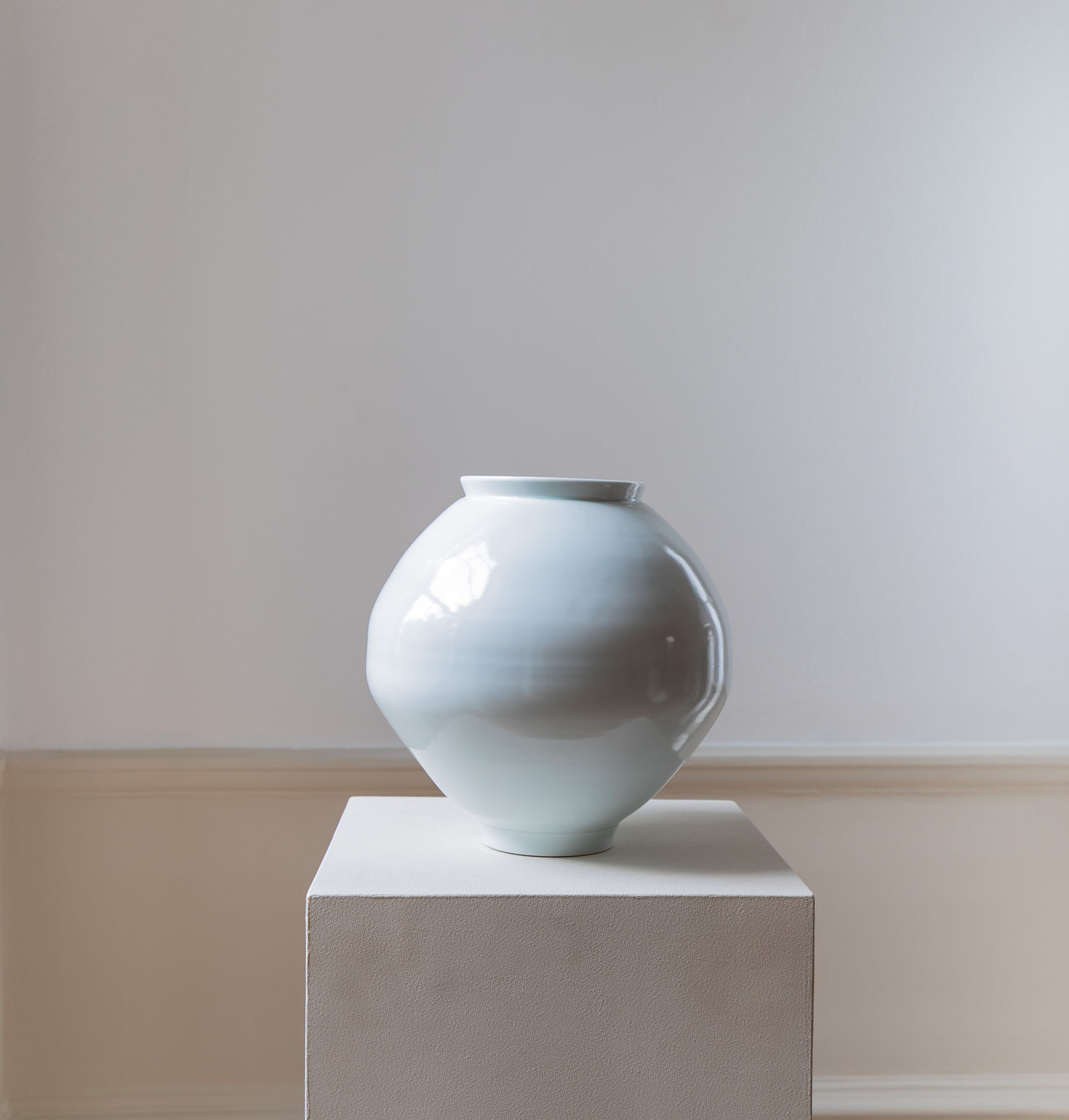 Kim Yikyung, Moon Jar, 2018