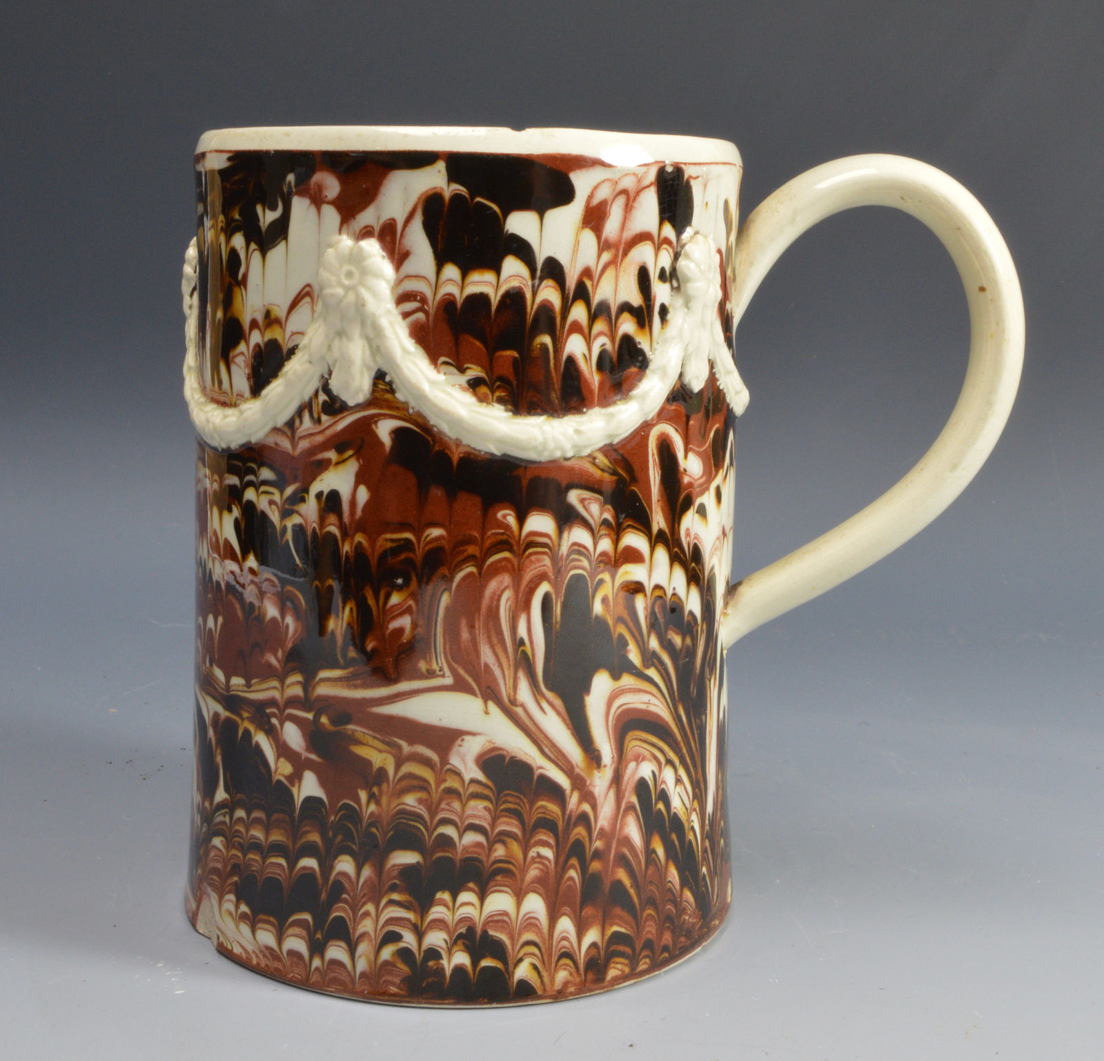 Unknown, Mochaware Mug with combed lip and applied creamware swags, 1790