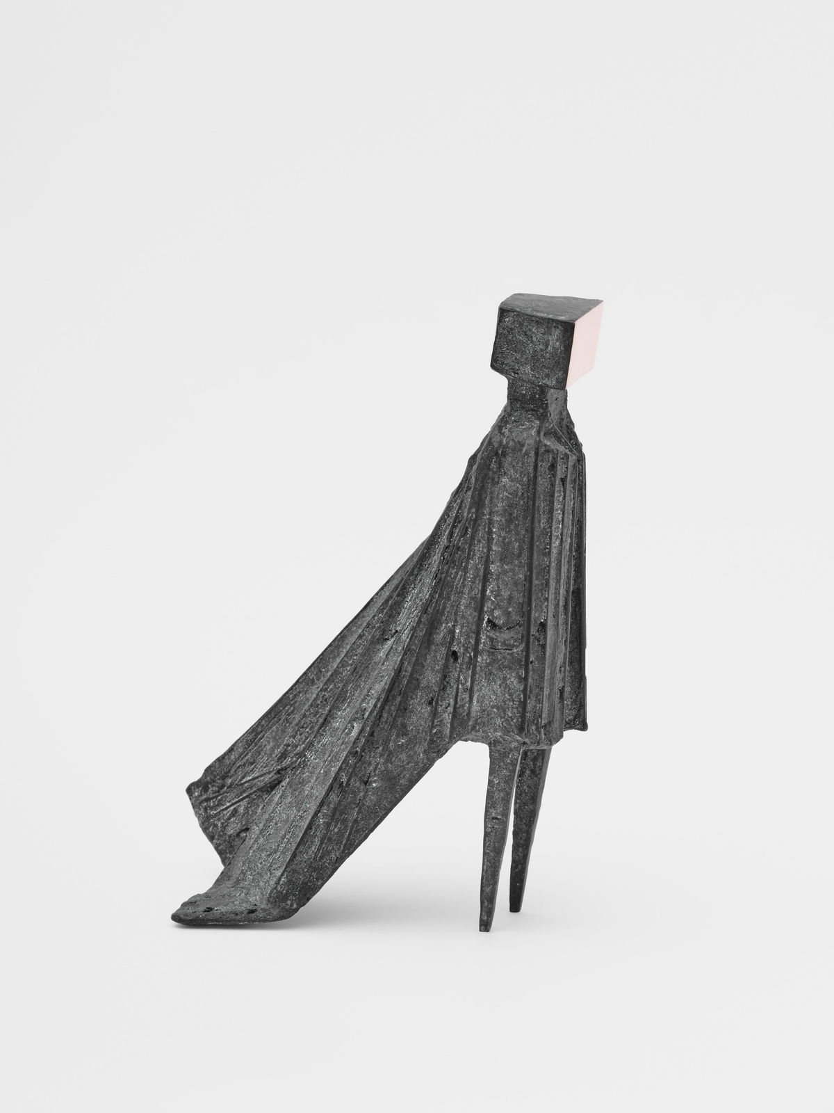 Lynn Chadwick, Cloaked Figure VII, 1977