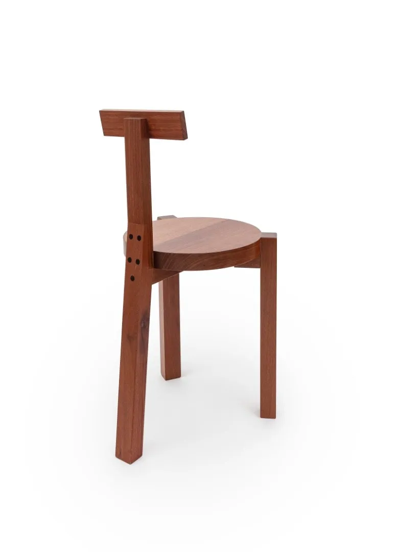 Edições especiais Baraúna, Cadeira Girafa em Cabreúva, 2022