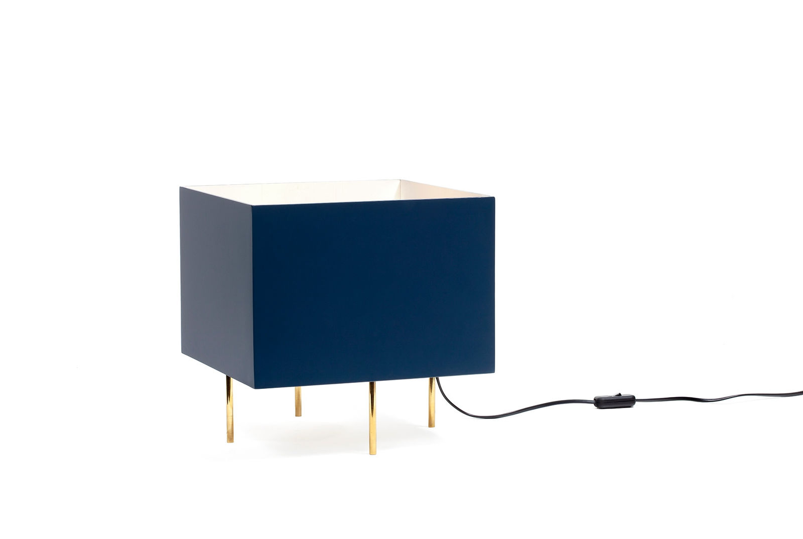 Lunar Objetos - André Vainer, Luminária Quadrada