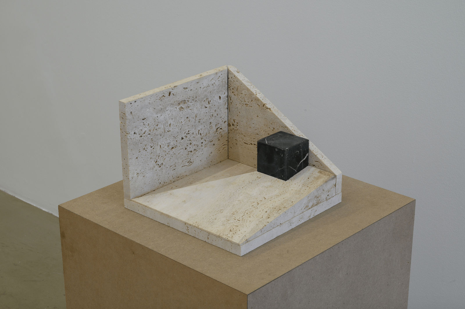 Saba Innab, Untitled 1, from Al Rahhalah (The Traveler), 2018