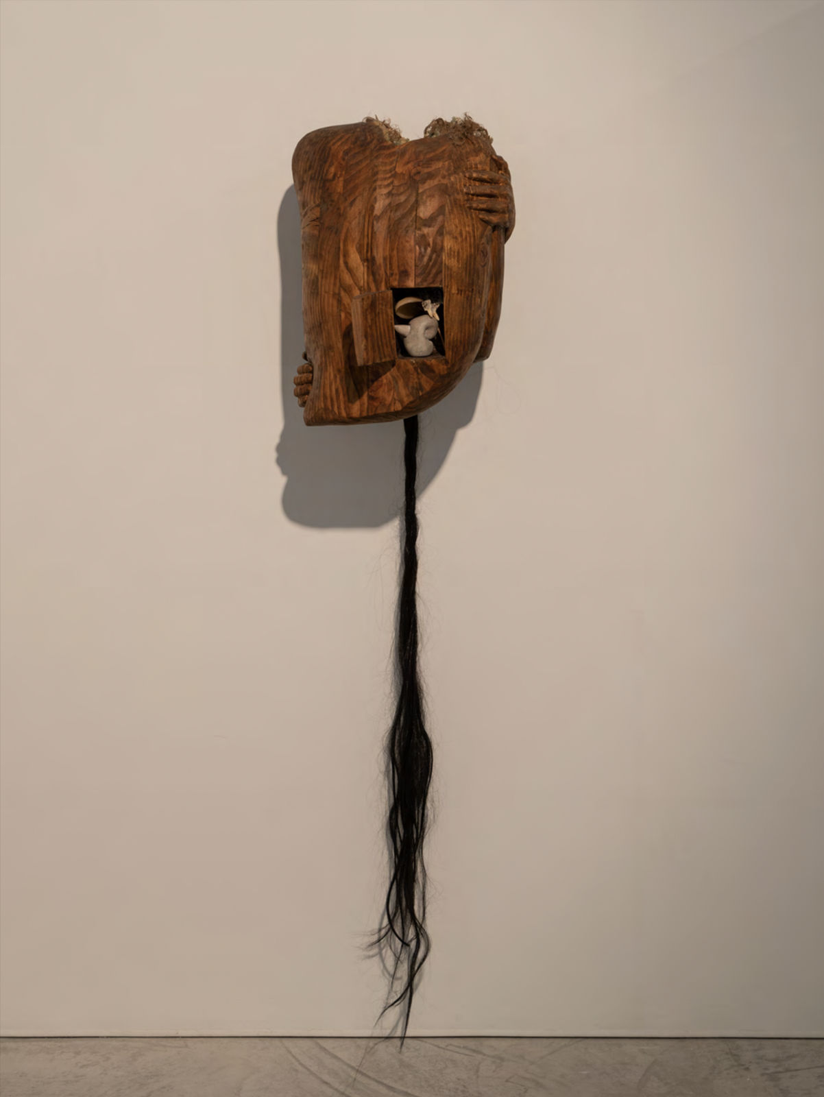 Catalina Ouyang, reliquary corpus (lash of hope), 2021