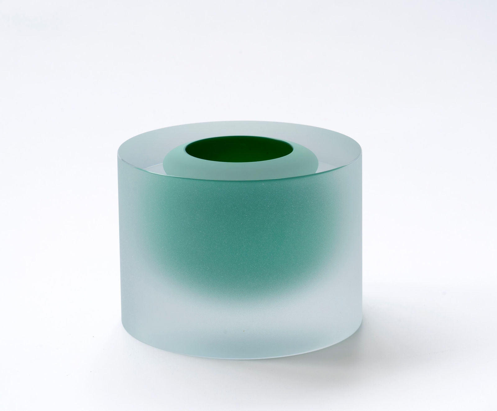 Tora Urup, Floating Smaragd-Green, 2021