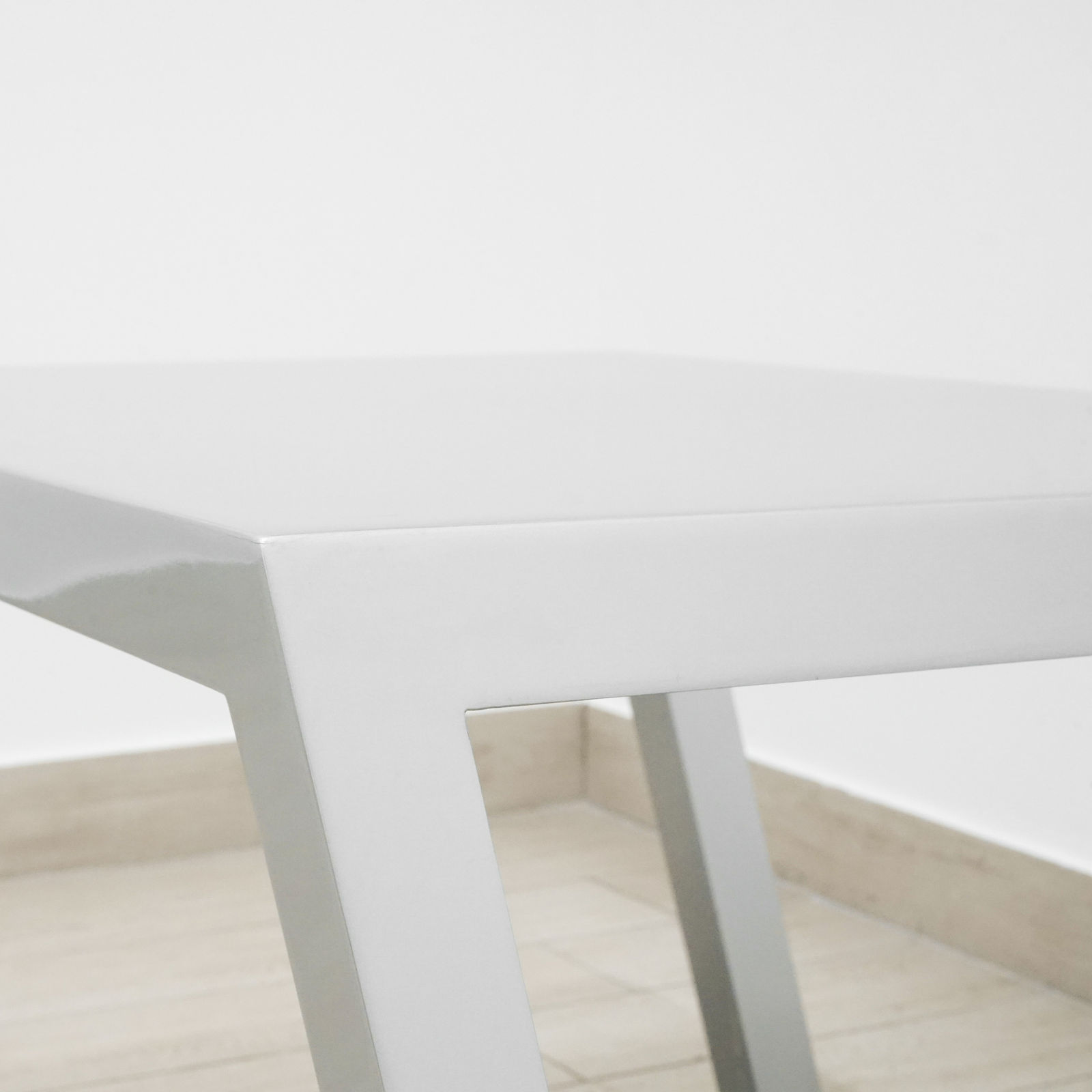 Rafael Barrios, Mesa/Table MP08 (Plata), 2017