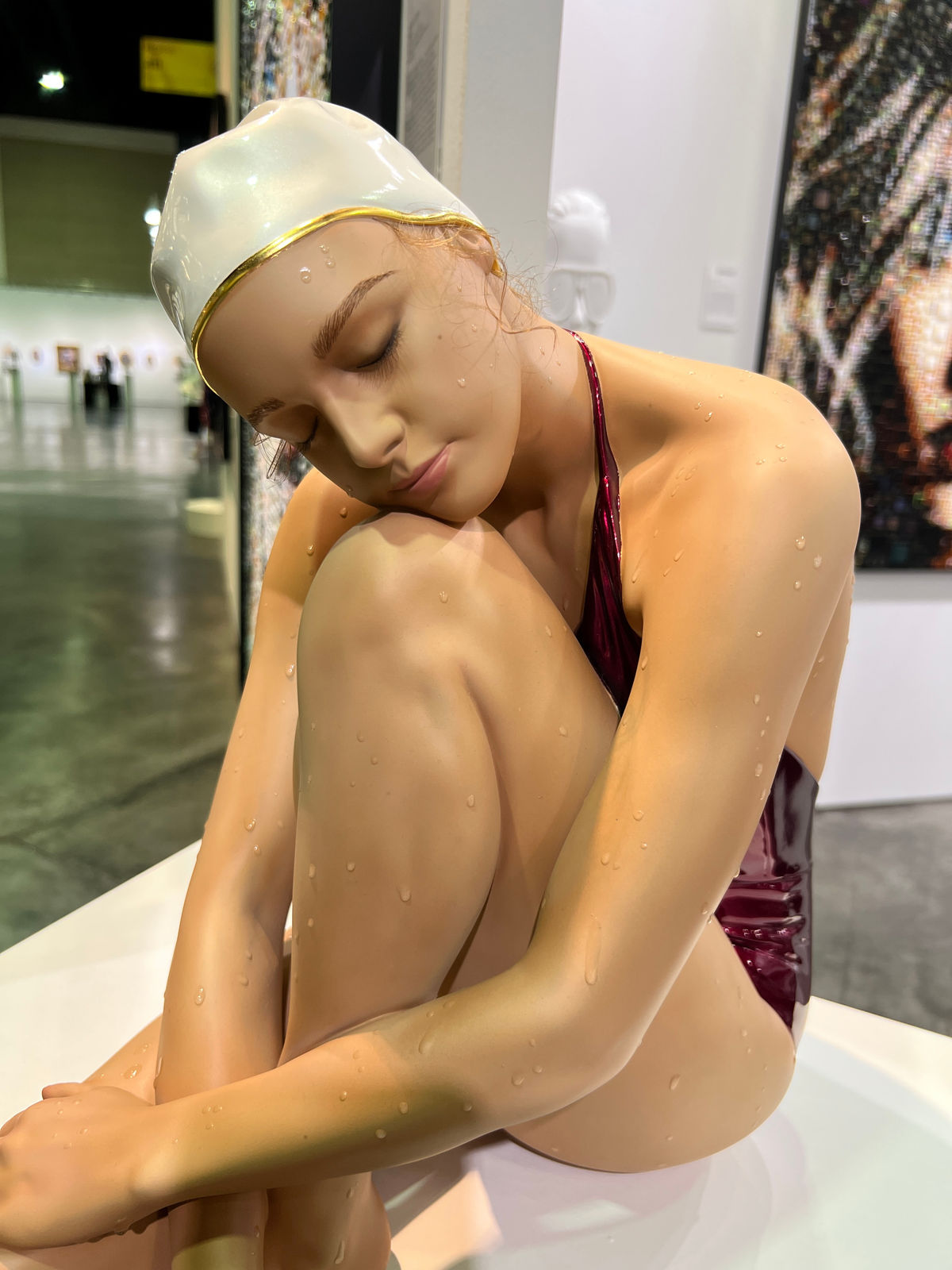 Carole A. Feuerman, Serenity (Table-Top) w/ Cherry Suit and Pearl White Cap w/ 24k Gold Rim, 2021-24