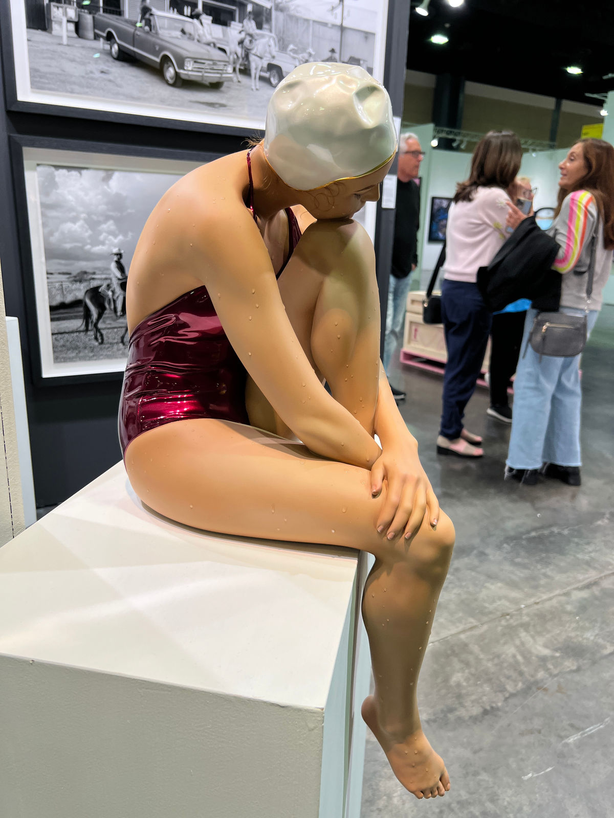 Carole A. Feuerman, Serenity (Table-Top) w/ Cherry Suit and Pearl White Cap w/ 24k Gold Rim, 2021-24