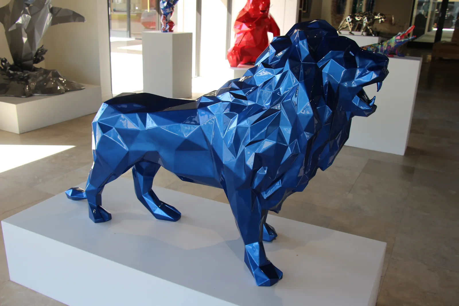 Richard Orlinski, Lion - 150 cm Bleu Sams IV/IV