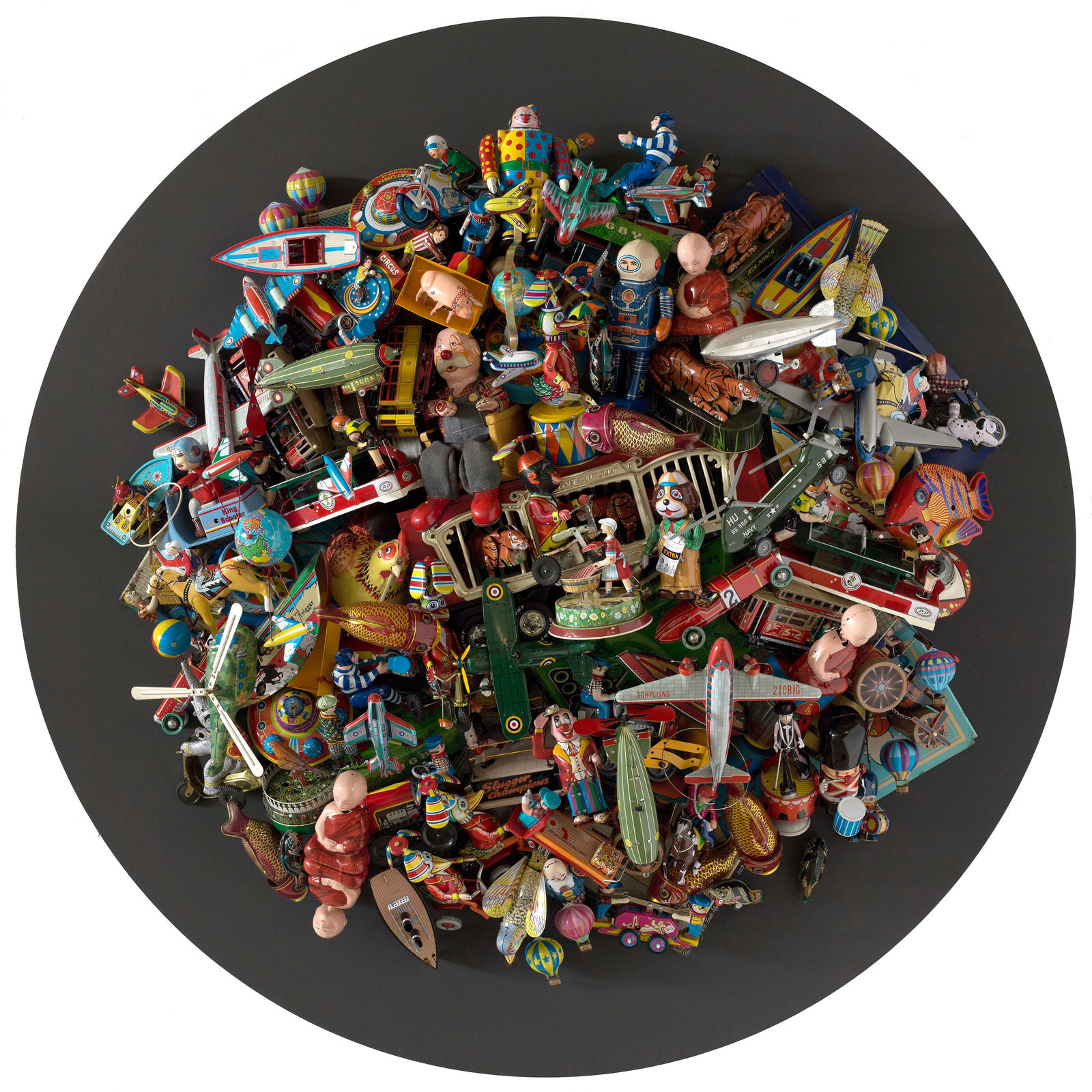 Phil Luangrath and Favio Landeira, Mumbo Jumbo, 2019