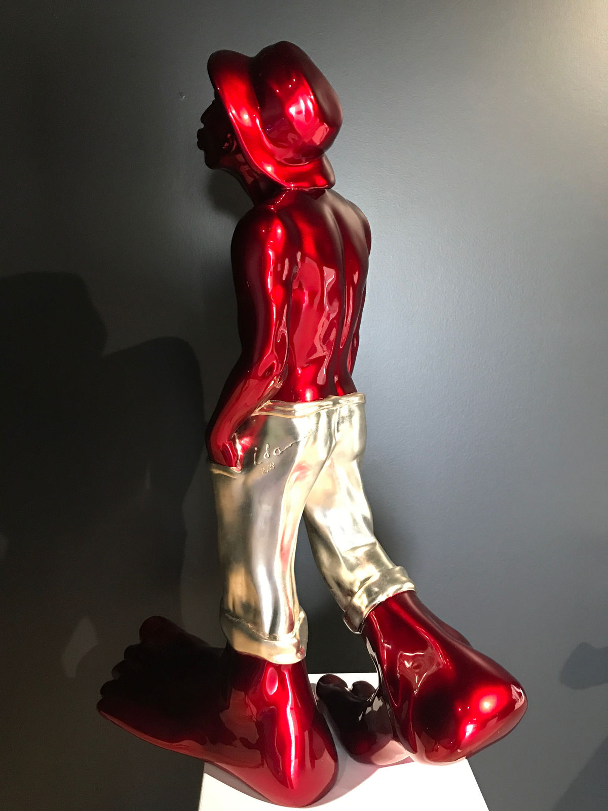 Idan Zareski, Le Siffleur 85cm Red/Silver, 2021