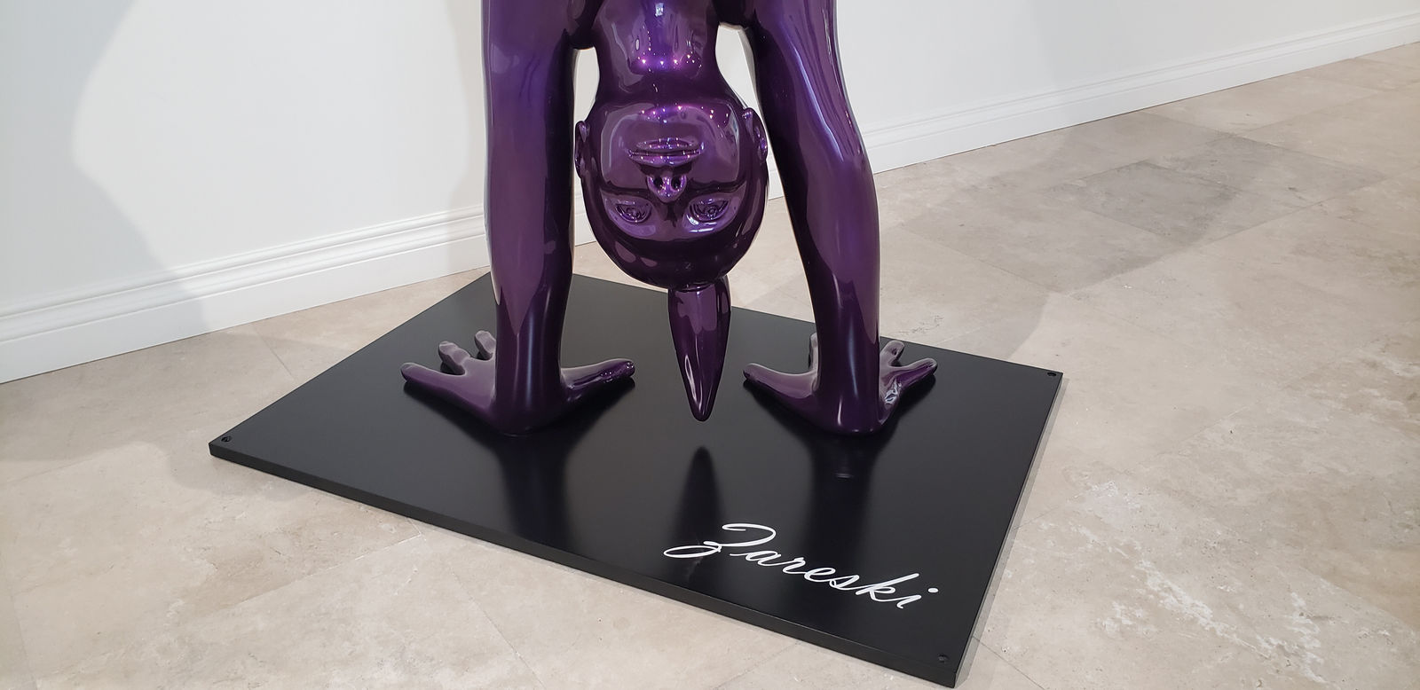 Idan Zareski, La Nena 220cm Purple 2/8, 2022