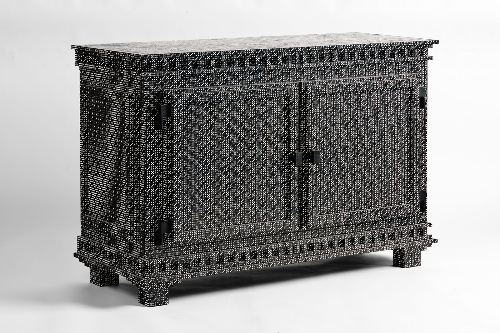Diederik Schneemann, Lucky black white low cabinet , 2023