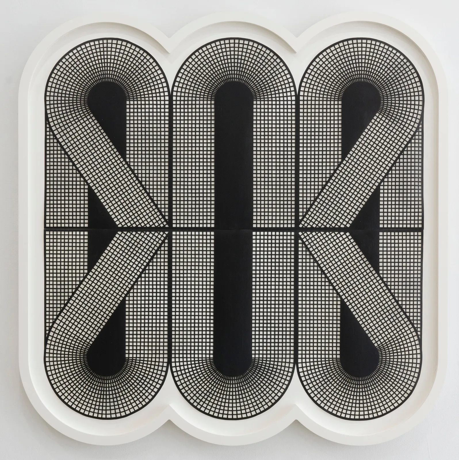 Leigh Suggs, Mirror Pinch, 2021