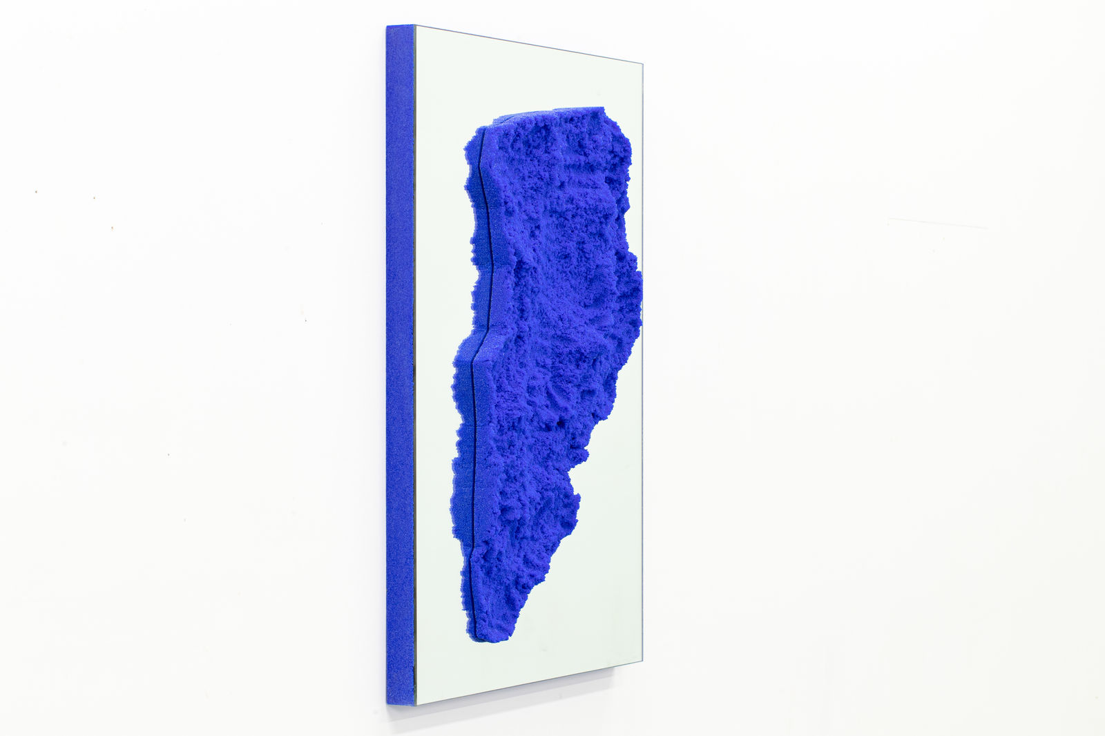 Fernando Mastrangelo, Possibility of an Island (Yves)