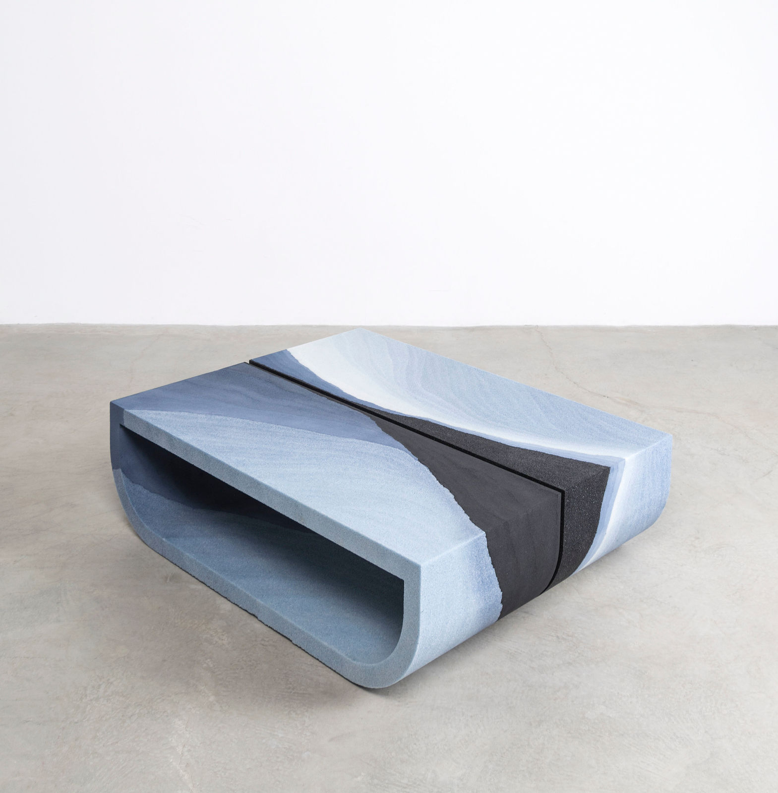 Fernando Mastrangelo, Vancouver Bench (Maison)