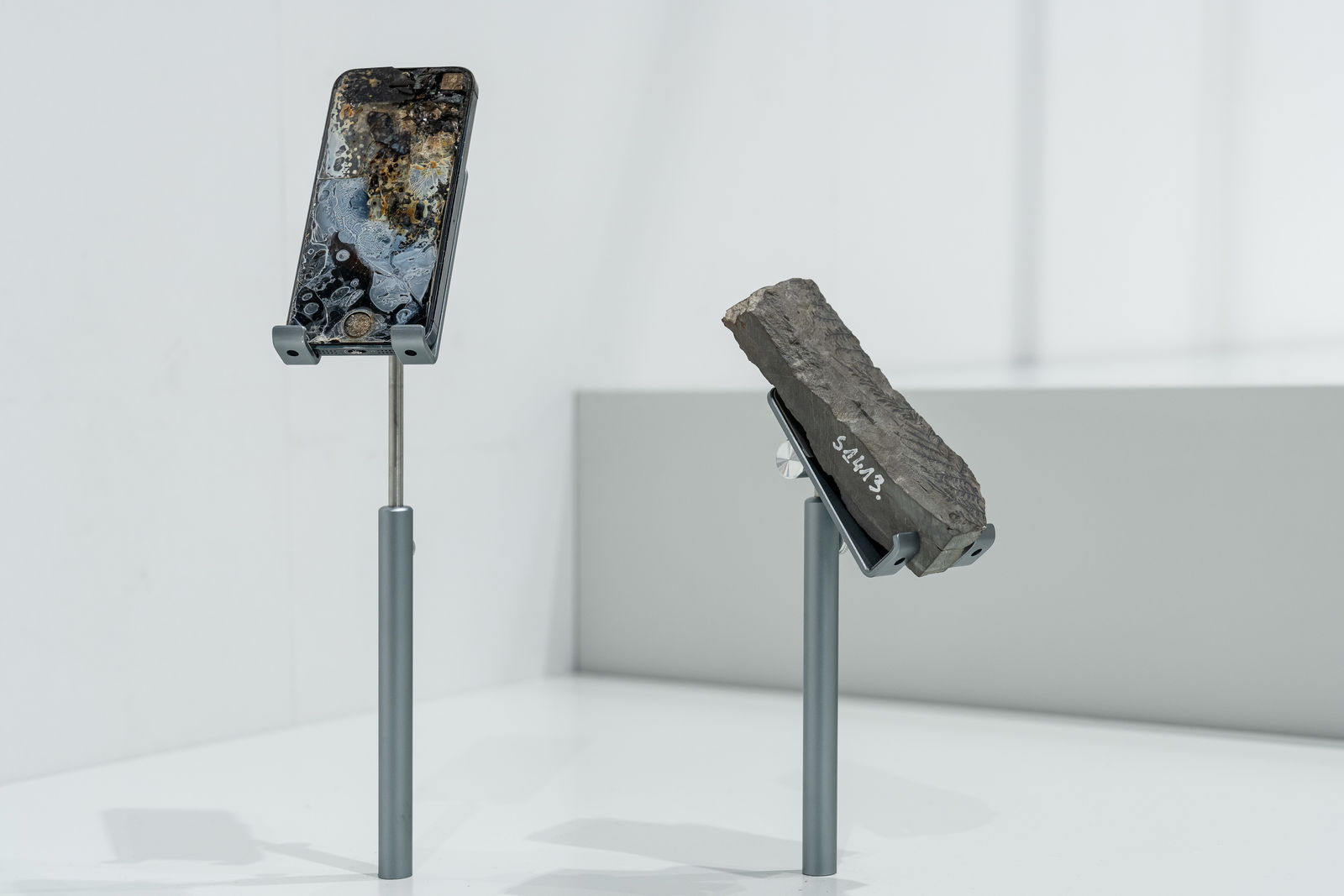 Nicolás Lamas, Soft matter, fluid screen #2, 2024