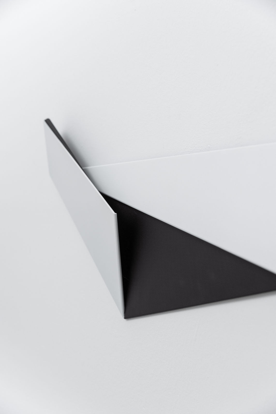 Sébastien de Ganay, White & Black Folded Flat S1 A, 2020