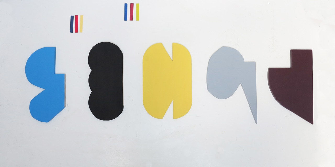 Jürgen Partenheimer, Small Shapes (Red, Yellow and Blue) I-V, 2022