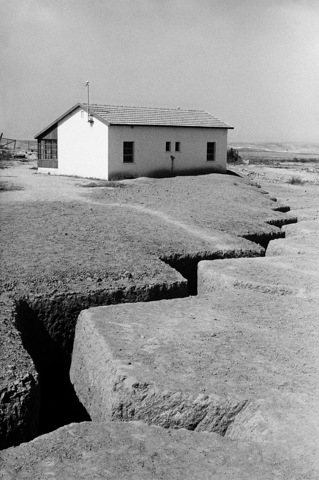 Micha Bar-Am, Trench, Kibbutz Hatzerim, 1956