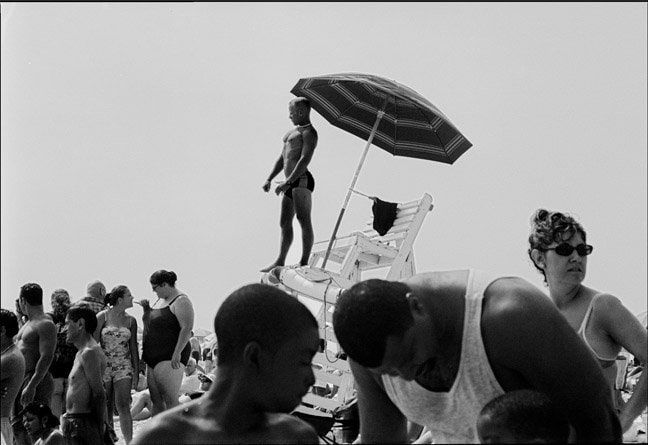 Joseph Szabo, Lifeguard on Alert, 2002