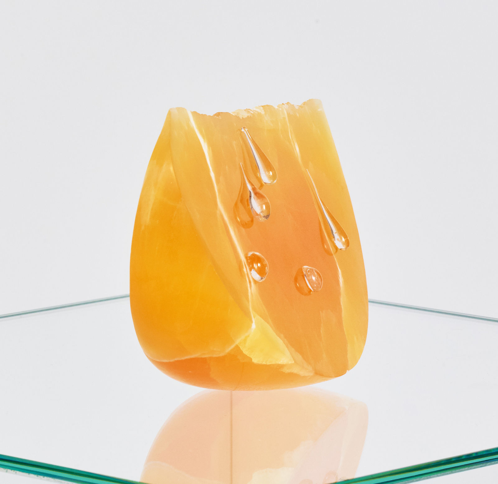 Nevine Mahmoud, Slick slice, 2017