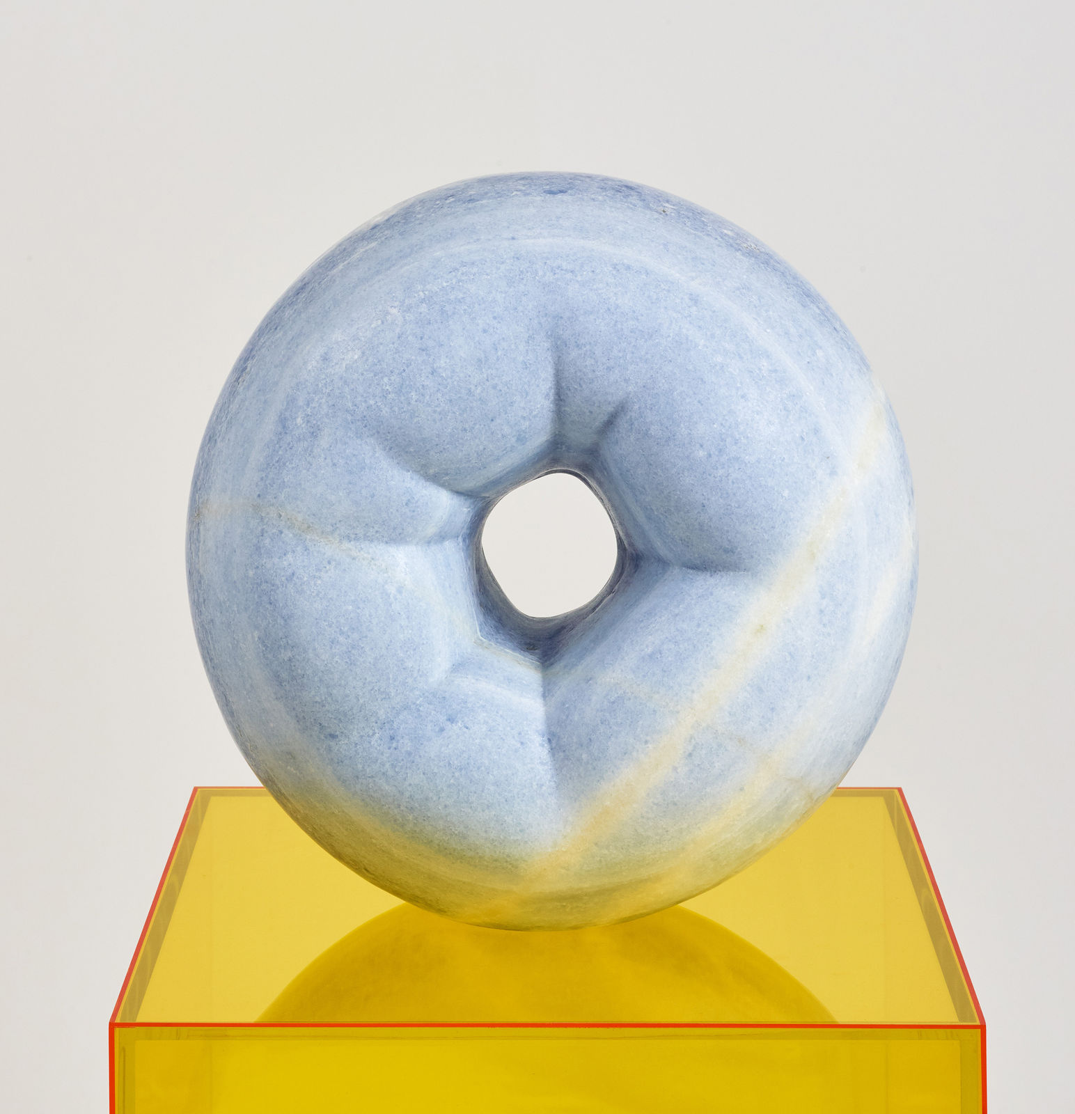 Nevine Mahmoud, Blue donut, 2017