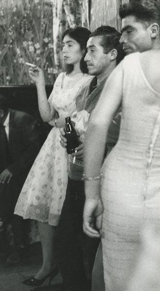 Sergio Larrain, Bar Los Siete Espejos (Bar of Seven Mirrors), Valparaiso, Chile, 1963