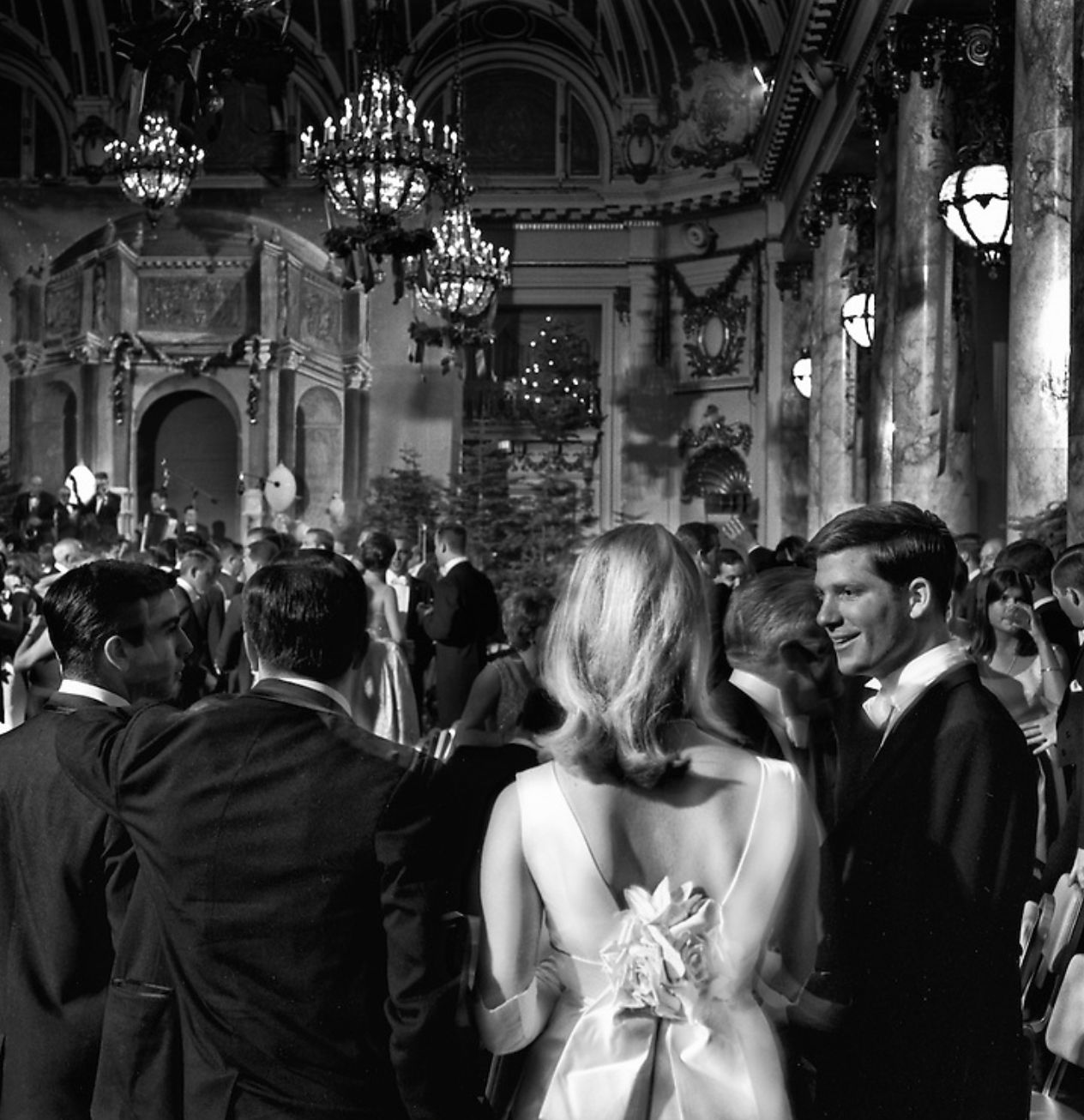 Fred Lyon, Cotillion Ball, Palace Hotel, San Francisco, 1958
