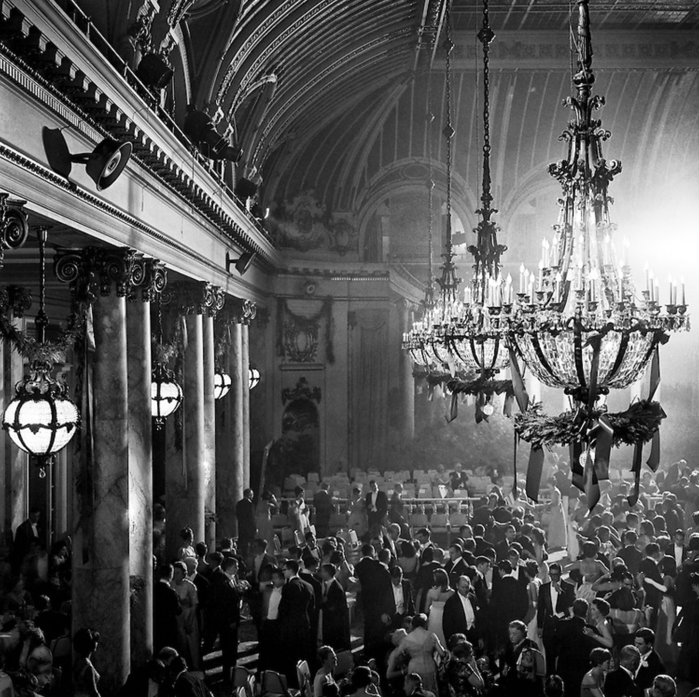 Fred Lyon, Cotillion Ball, Palace Hotel, San Francisco, 1958