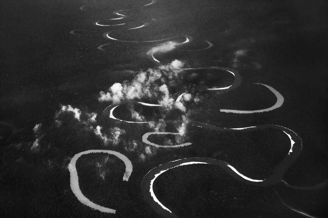 Sebastião Salgado, Aerial view of the Jutaí River, State of Amazonas, 2017