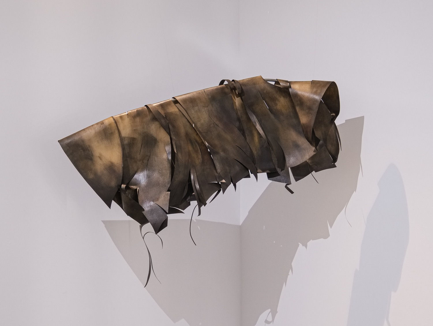 李若玫, 《焦葉上的丿01》 丿 on Rotten Leaf I, 2022