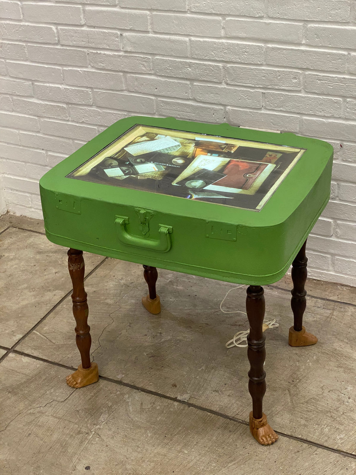 瑪莉娜．克魯斯, 《會走路的行李箱 10》 Walking Suitcase 10, 2012