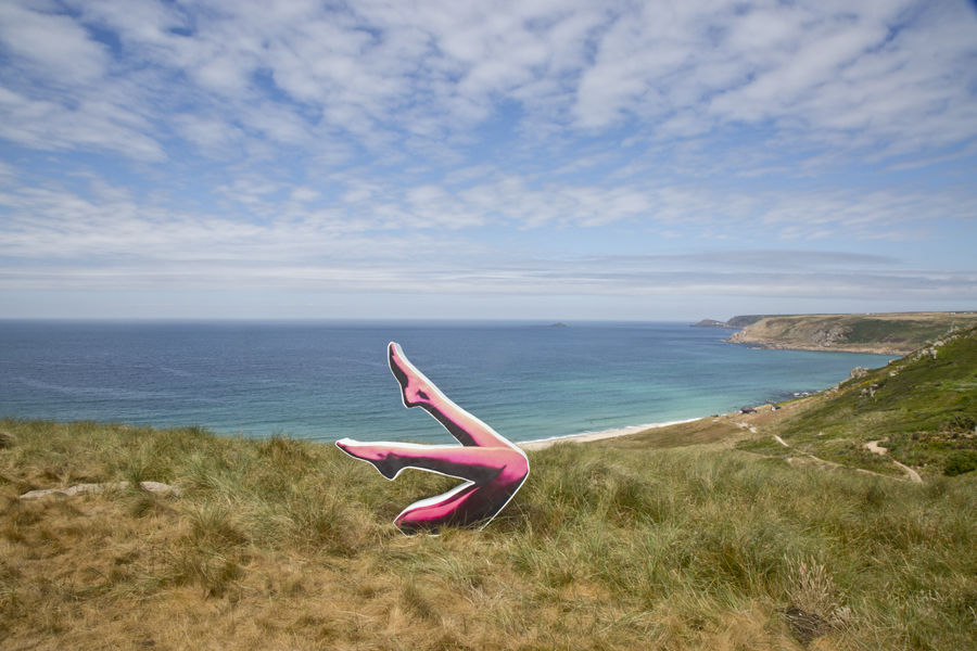 Marco Walker, Legs, La Piscina Series , 2019