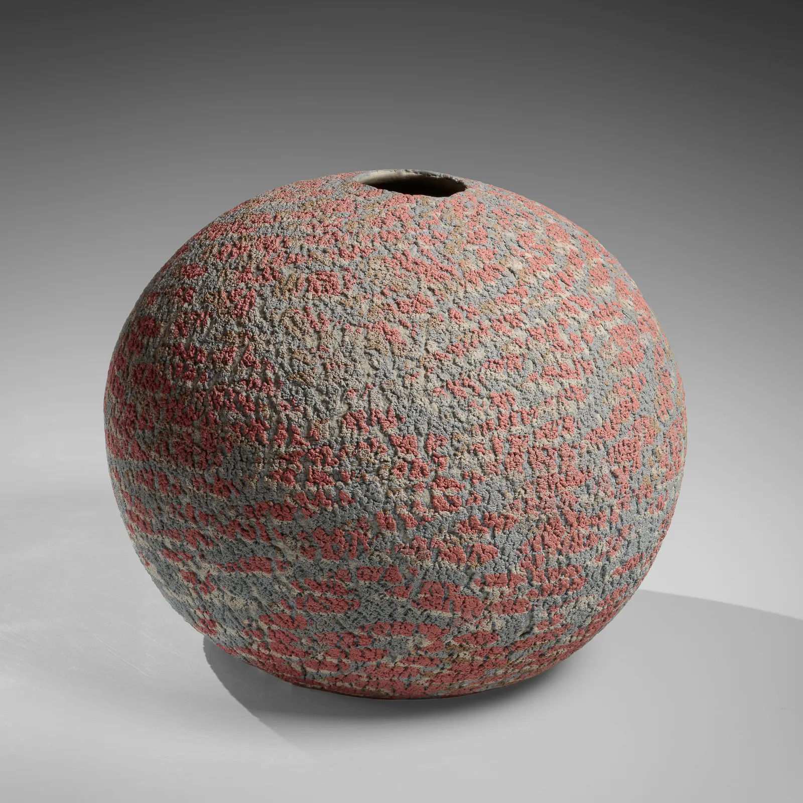 MATSUI KŌSEI, Globular vessel with textured marbleized clay, ca. 1980