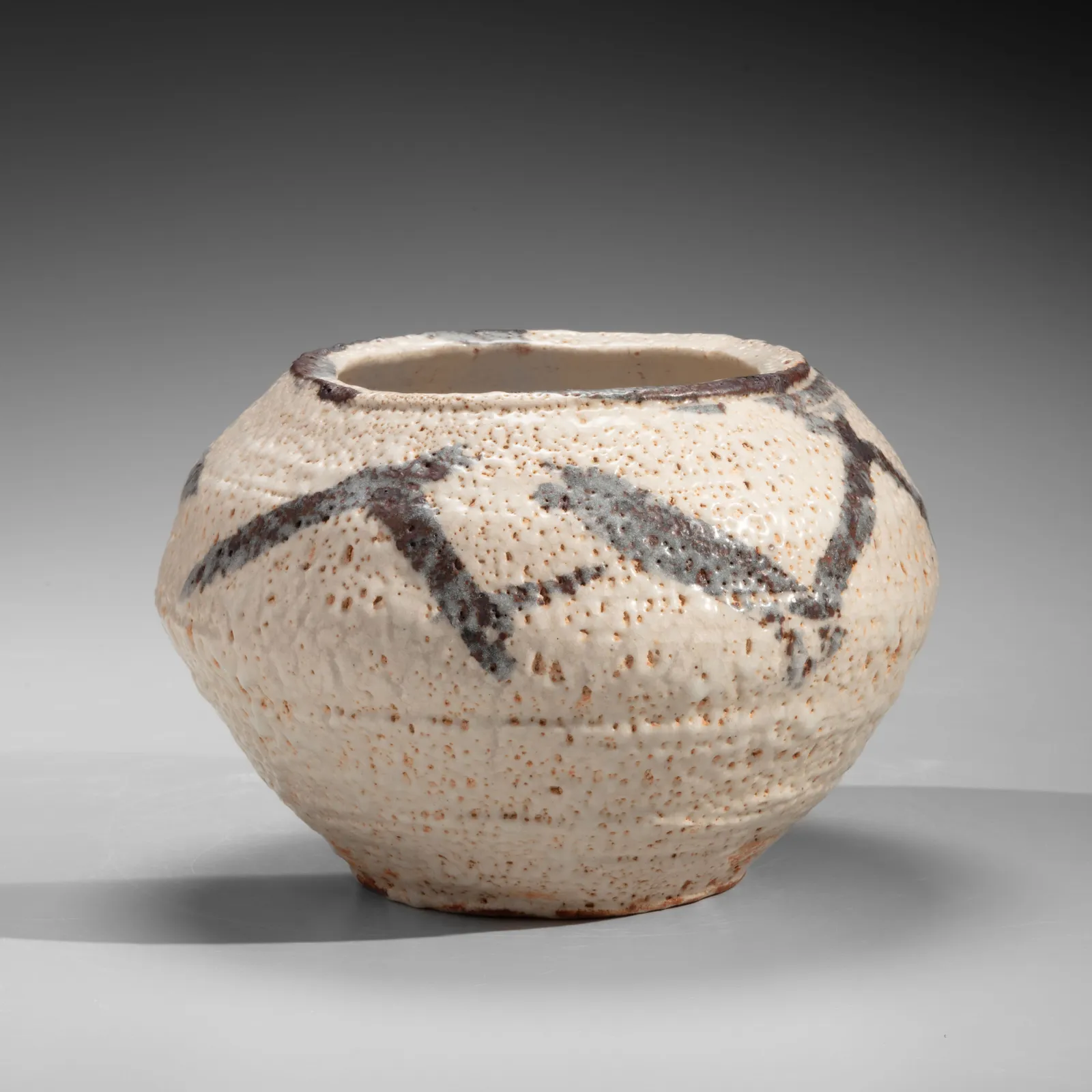 OKABE MINEO, Rounded E-shino vessel with lattice patterning, ca. 1960