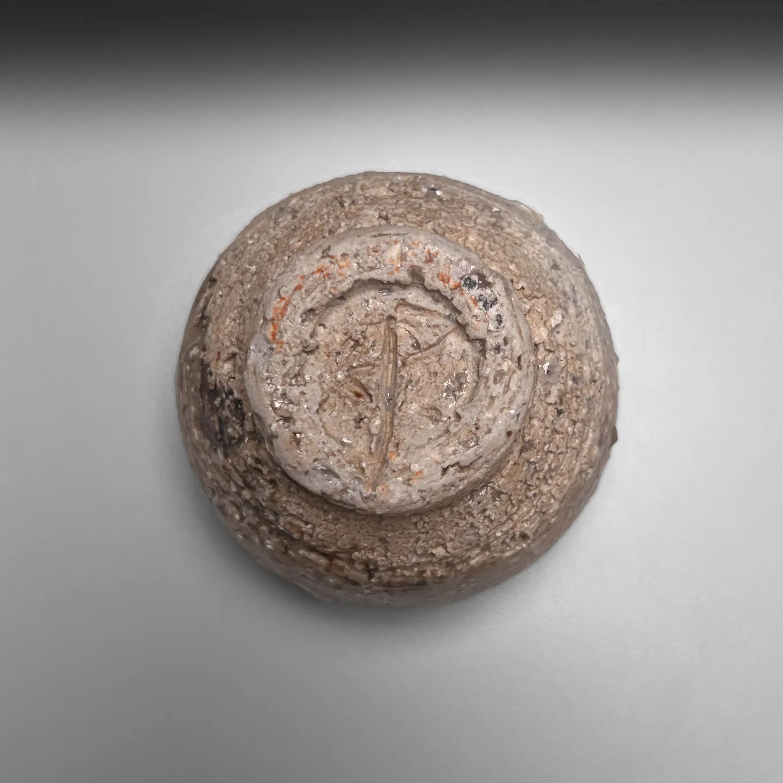 KAWAMOTO GORŌ, Shigaraki ash-glazed sake cup, ca. 1970