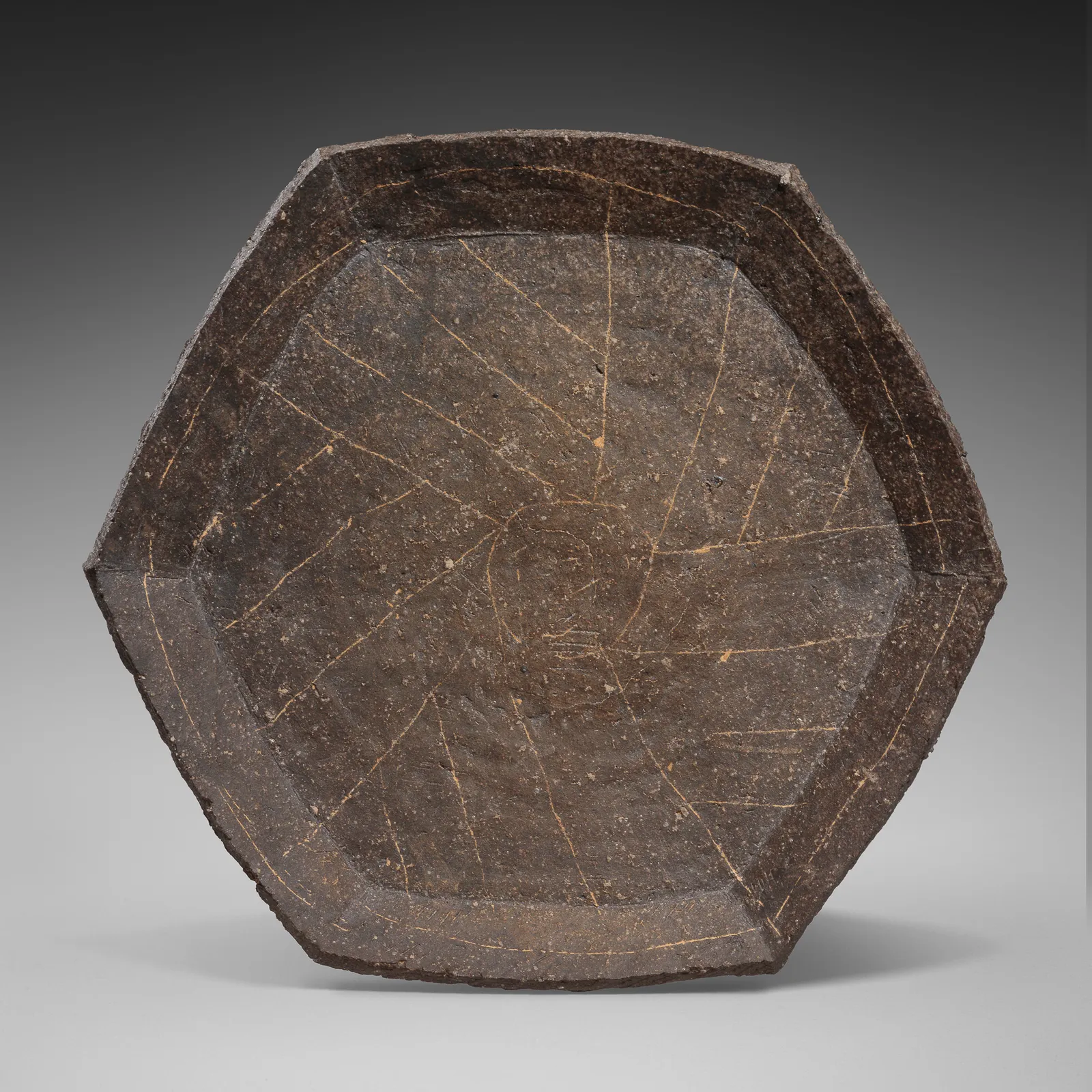 KAMODA SHŌJI, Hexagonal platter with inlaid linear patterning, 1968