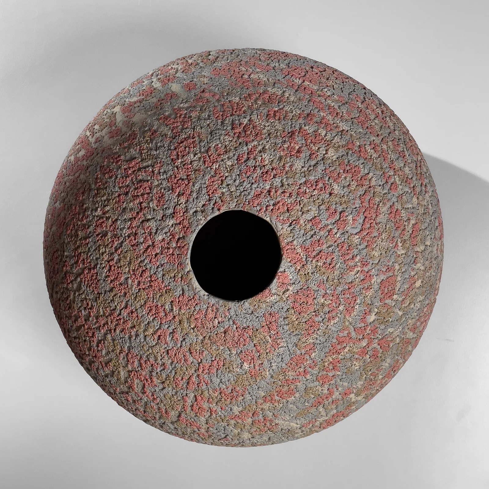 MATSUI KŌSEI, Globular vessel with textured marbleized clay, ca. 1980