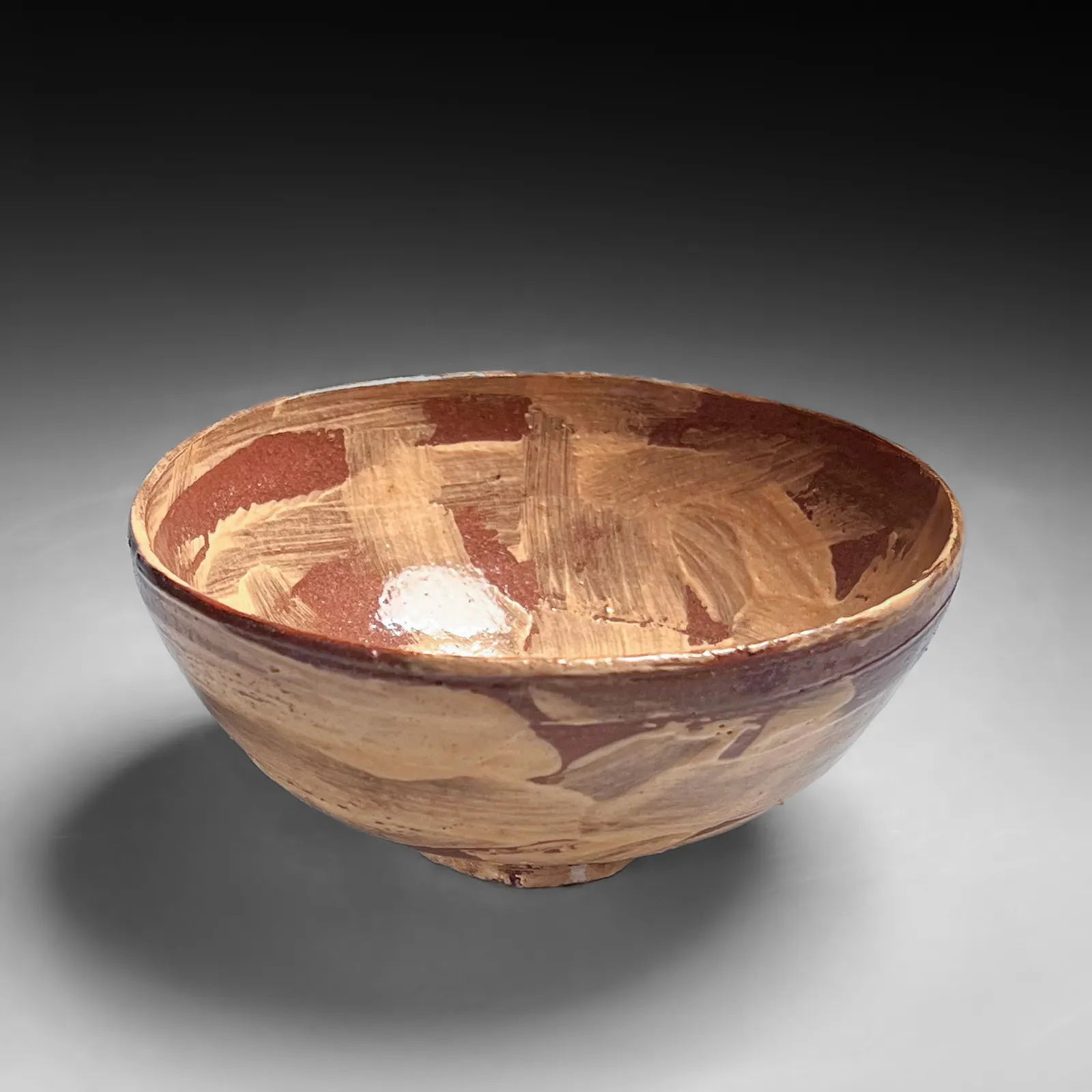 ISHIGURO MUNEMARO, Low, open teabowl with raised foot and yellow brushstroke (hakeme) patterning, ca. 1955