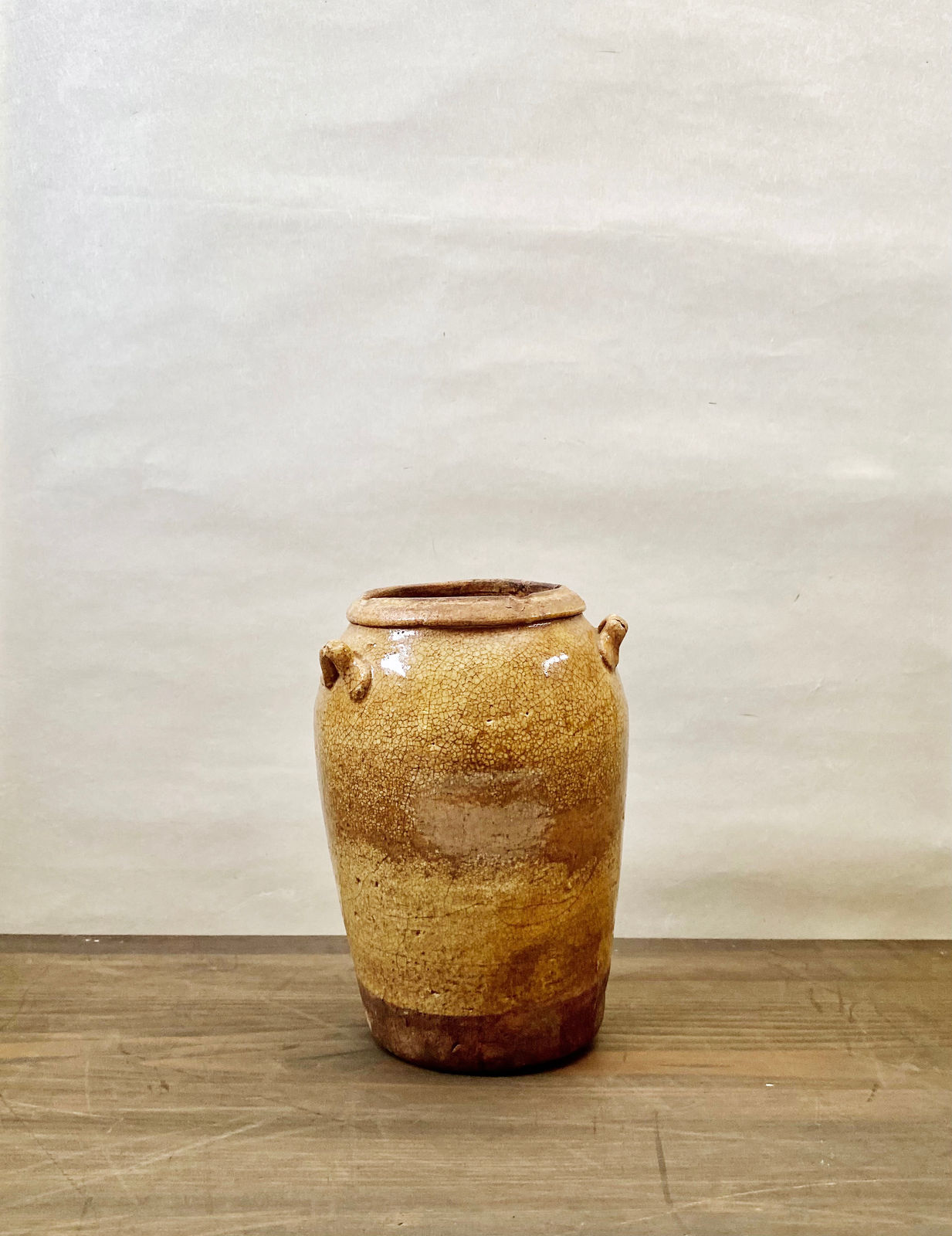 artisan's name unknown, Seto Kannyu Mimitsuki Tsubo, circa late 1800s