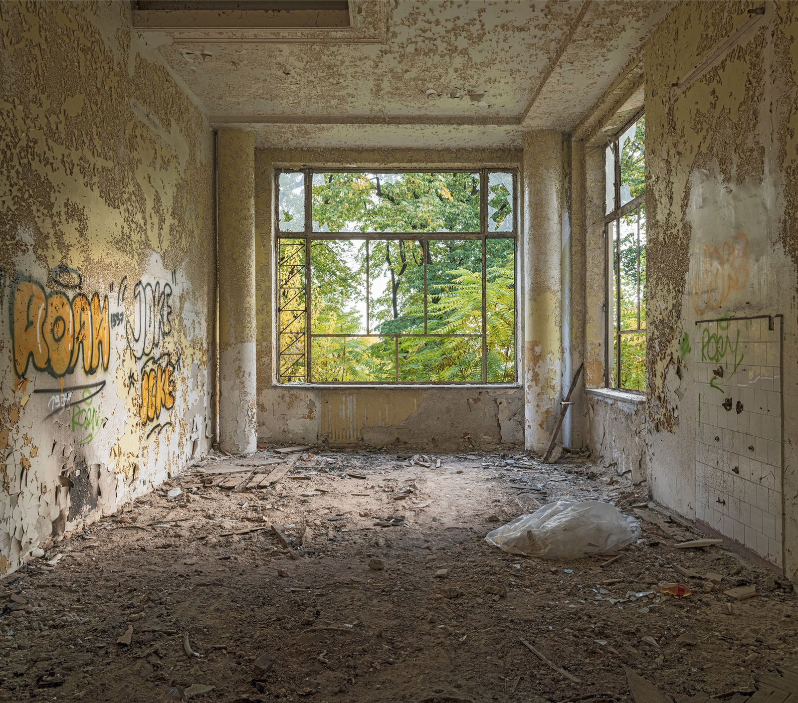 Bogdan Gîrbovan, Maternitate_2, 2023