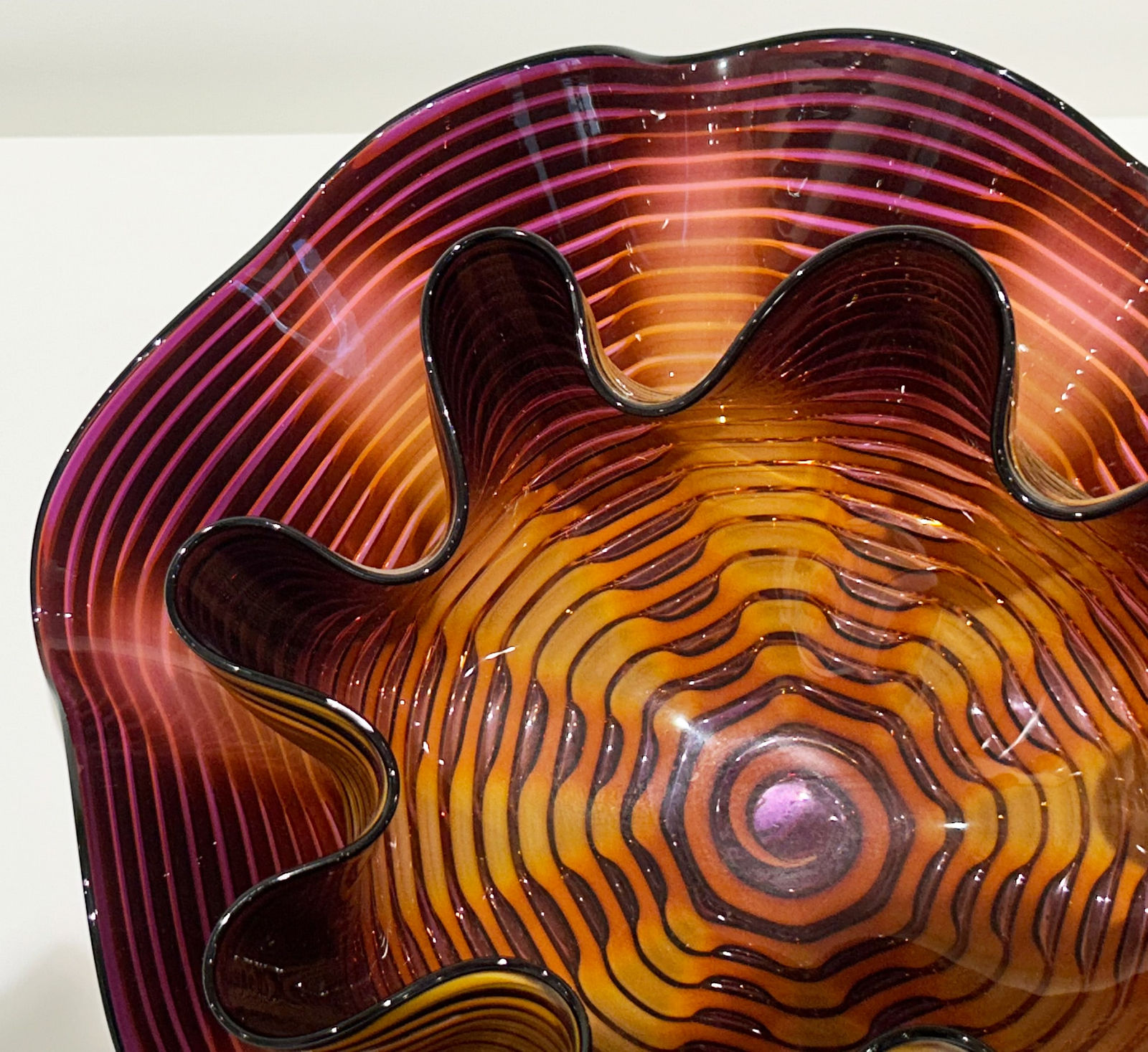 Dale Chihuly, Amber Plum Seaform