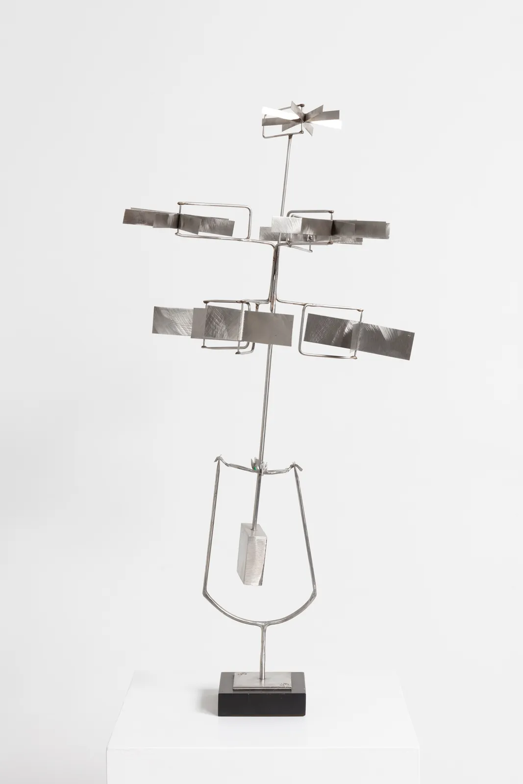 morrison-gallery-george-rickey-Seven Rotors with Gimbal II