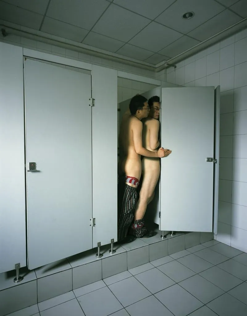 Chi Peng 迟鹏, I Fuck Me-Public Toliet I Fuck Me- 卫生间, 2005